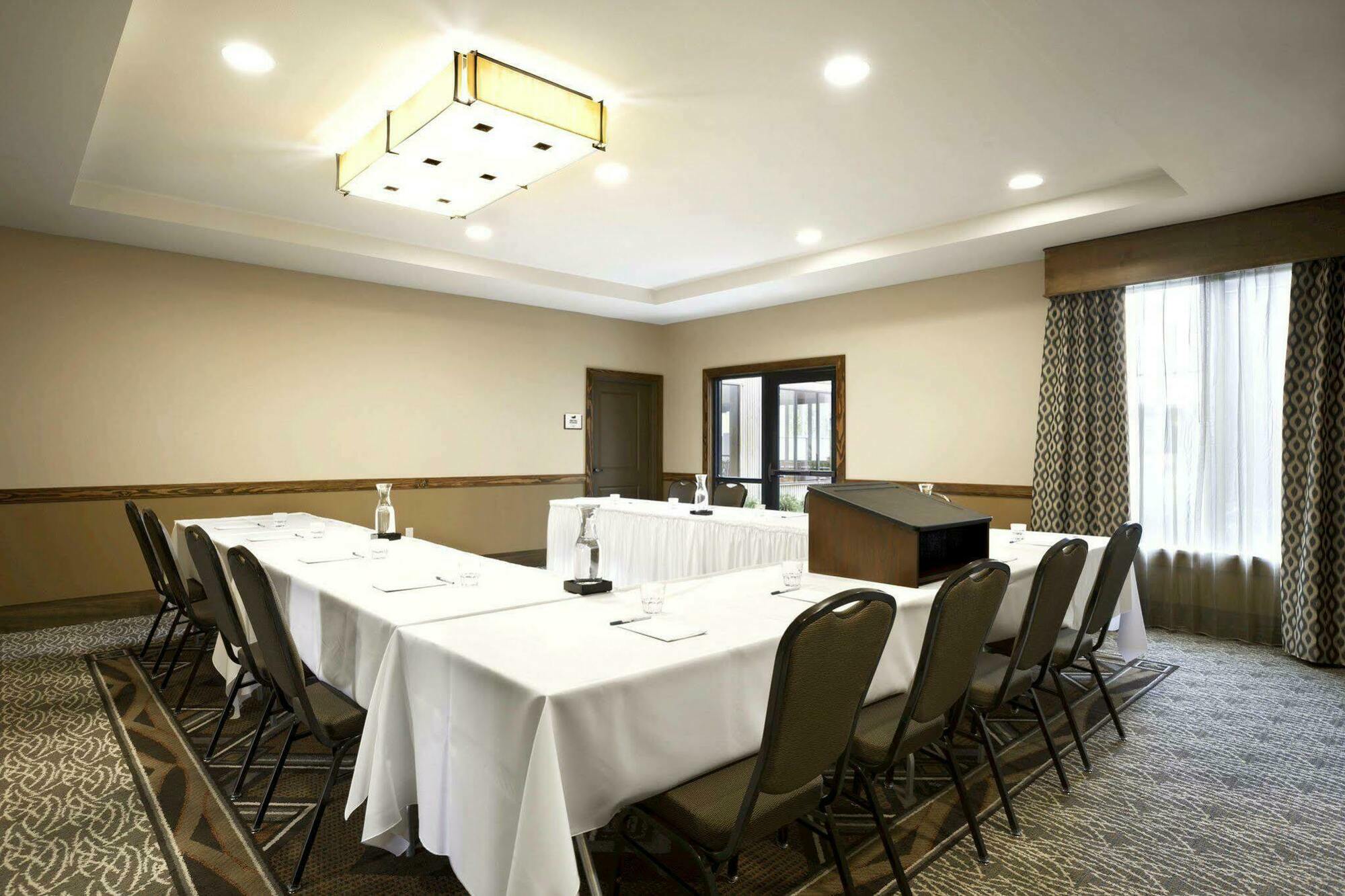 Homewood Suites By Hilton Kalispell Exterior photo